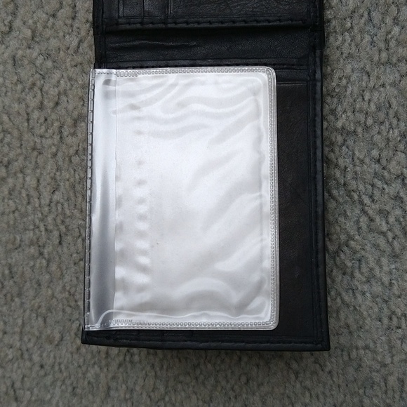 Men's leather wallet - NWOT - Picture 2 of 11